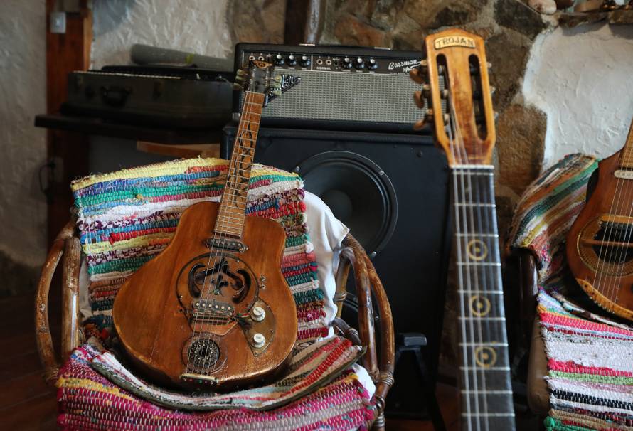 Šibenčanin Srđan Trojan je samouki tvorac neobičnih glazbala unikatnog zvuka