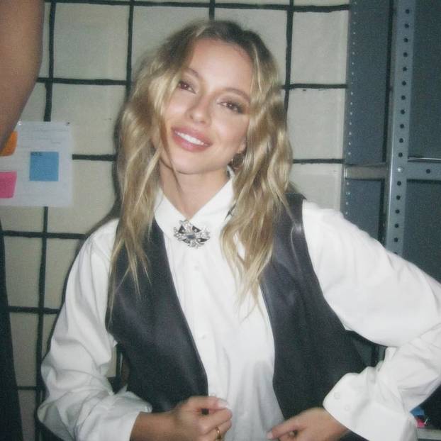 FOTO Nova djevojka Orlanda Blooma voli se fotkati u tangama: Evo kako joj stoje...