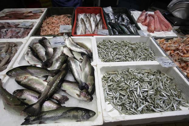 Rijeka: Ponuda ribe na riječkoj ribarnici