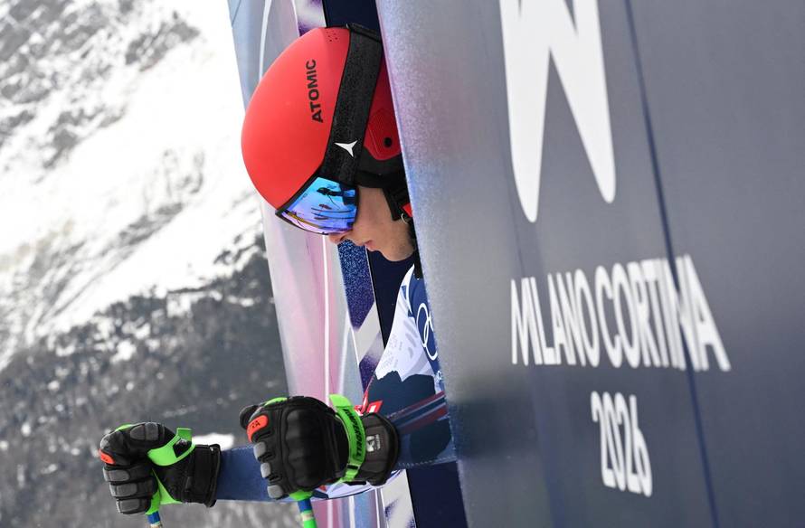 Milano Cortina 2026 Winter Olympics - Alpine Skiing - Men's Downhill Training