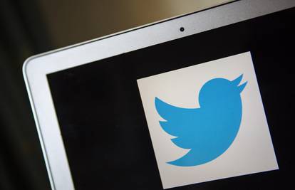 Twitteru skočila zarada i broj  korisnika, ali su jako oprezni
