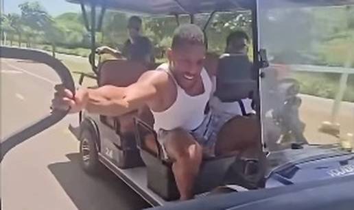 VIDEO Joshua divlja na cesti, navija&ccaron;i bijesni: 'Pa sjeti se one nesre&cacute;e, zar ni&scaron;ta nisi nau&ccaron;io?'