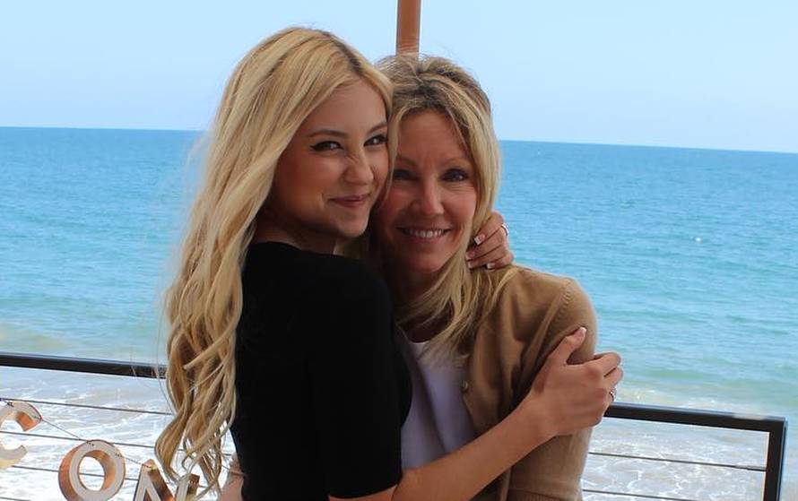 Kći problematične glumice jako sliči majci: Pozirala je u badiću