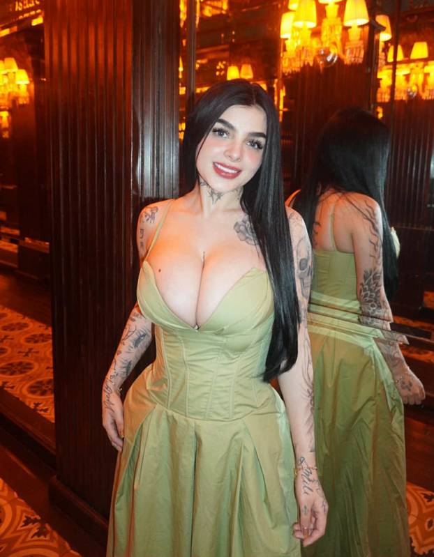 FOTO Zgodna tattoo majstorica ima ludi izazov: 'Tko mi tetovira lice osvoji 10.000 eura!'