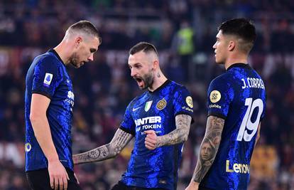 VIDEO Inter je pregazio Romu! Calhanoglu dao gol iz kornera, Džeko zabio, ali nije proslavio