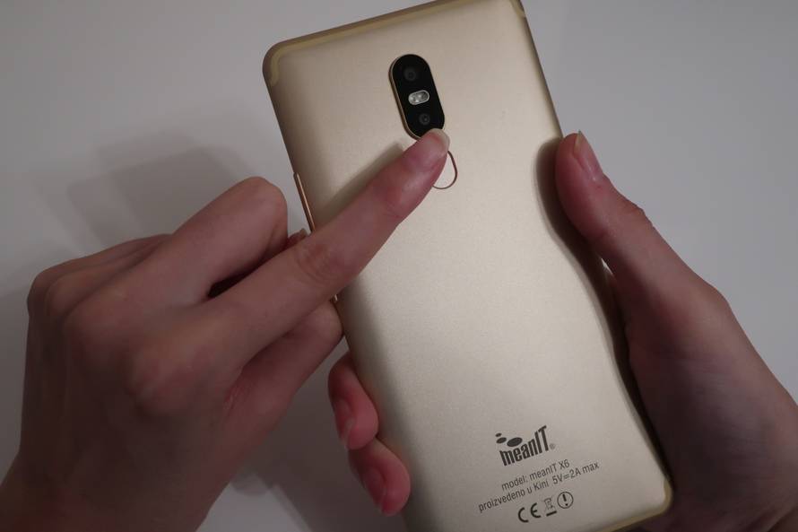 Pametni telefoni su poput nebodera: Sve su veći