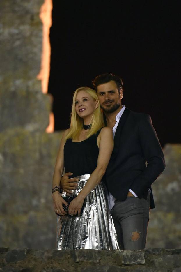 Pula: Jelena Rozga i Stjepan Hauser uživali na koncertu Olivera i Gibonnija u Areni