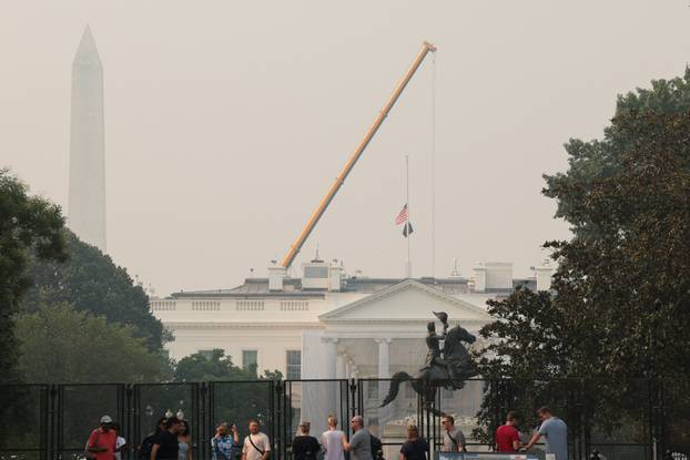 Smoke from Canadian wildfires clouds the White House and Washington Monument in Washington
