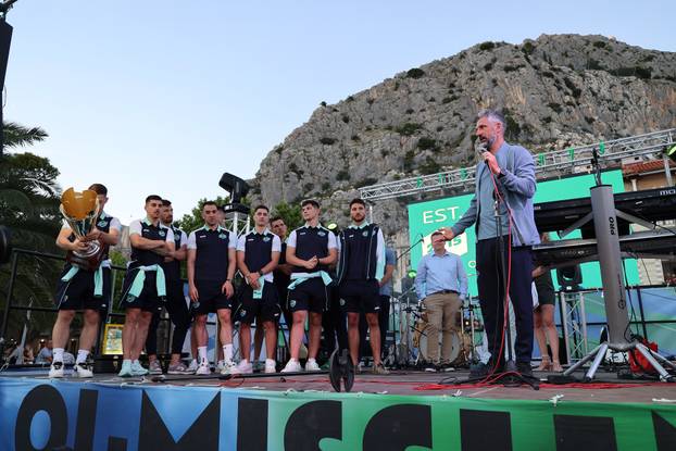 Omiš: Doček HMNK Olmisum