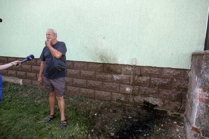 U prometnoj nesreći u Starim Mikanovcima poginula četiri mladića