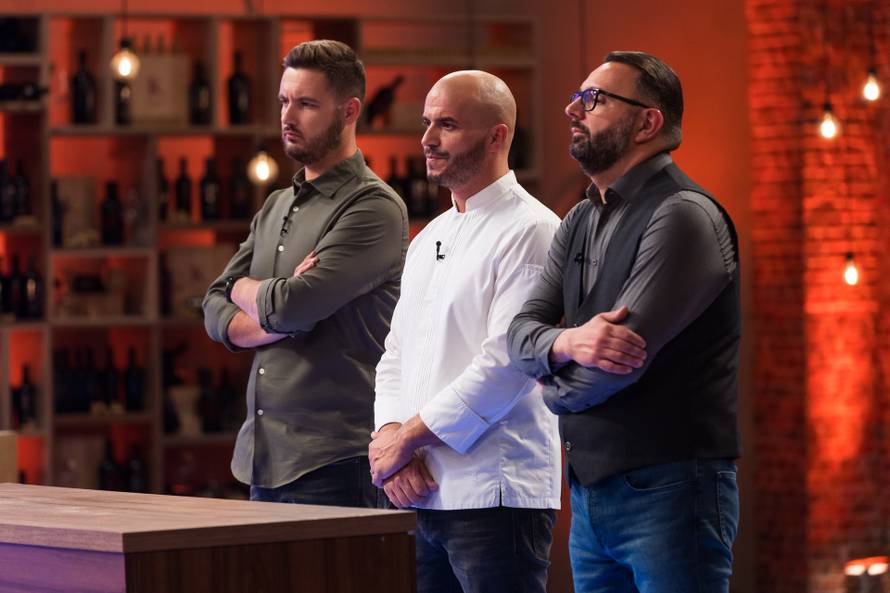 Melkior podijelio fotke sa seta MasterChefa, a žene su vidjele samo jedno: 'Jako si zgodan'