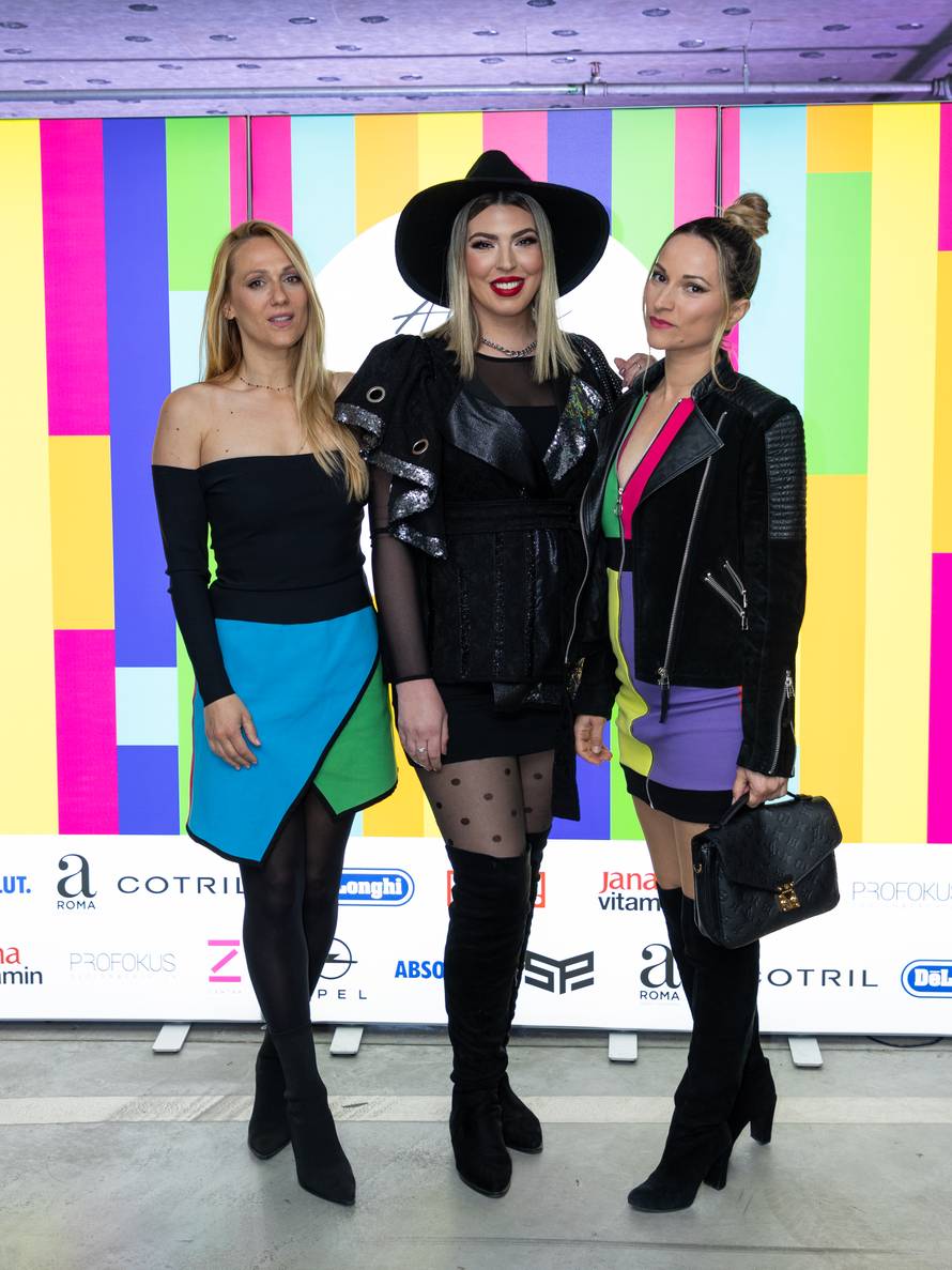 Mini, mrežasto, prorezi: Naše poznate dame kao da su se dogovorile koji atribut istaknuti