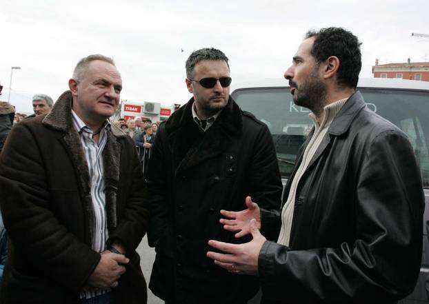 ARHIVA - Prepuna splitska riva tijekom skupa podrške uhićenom generalu  