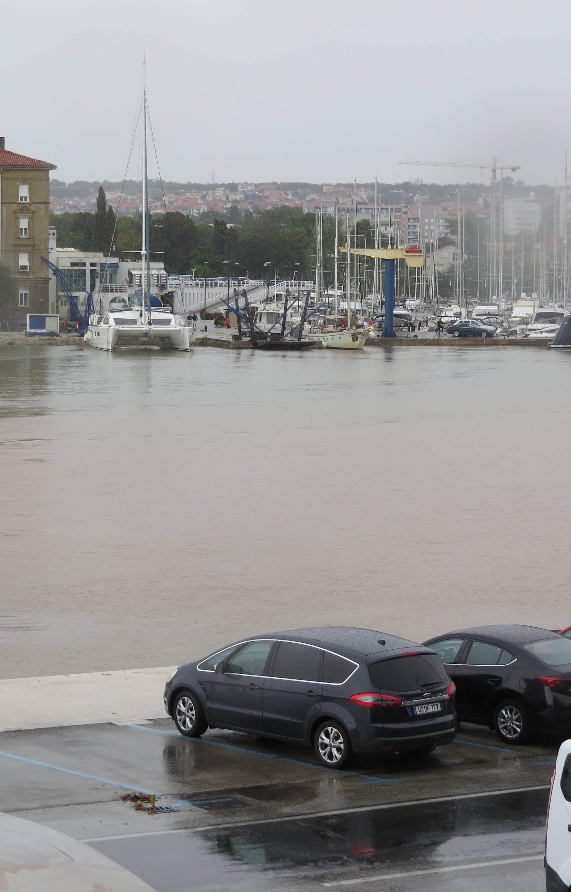 Spasili ženu u Ninu, evakuirani su radnici solane i Cromarisa