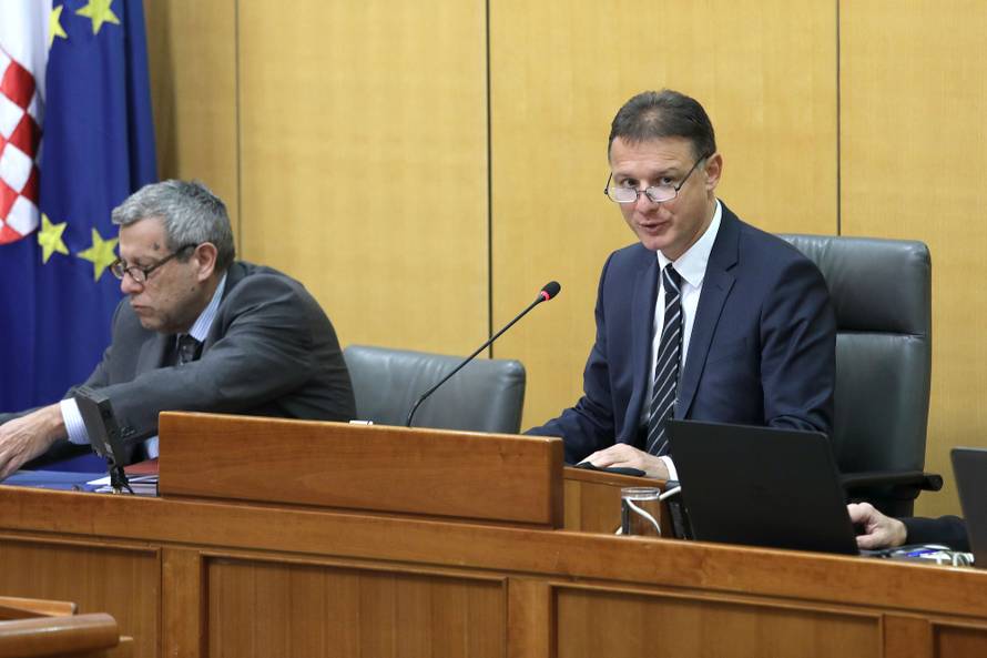 Maras HDZ-u: Želite ušutkati oporbu? Taj film ne bute gledali