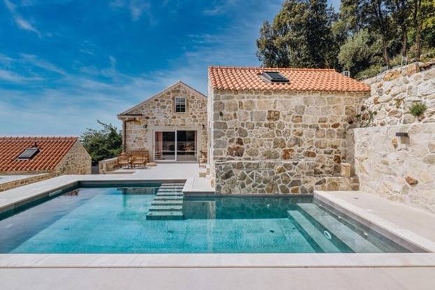 FOTO Kao da ste u raju, ali za 'paklenu' cijenu: Vila u Cavtatu uistinu je savršena za odmor