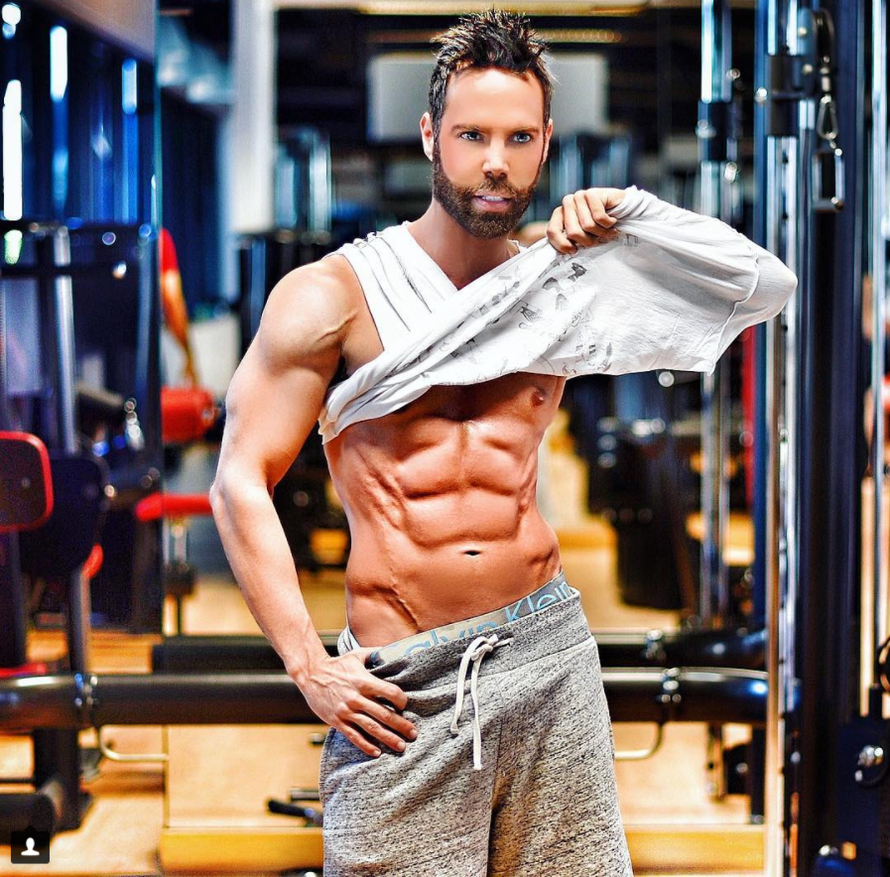 Hvali svoj uskršnji poklon: 'Za ovu torbicu ima lista čekanja'