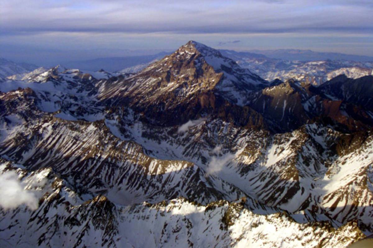 Vrhovi Anda su bez snježnog pokrivača, na djelu 'mega suša'