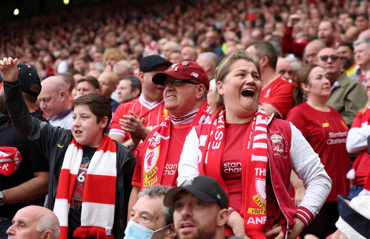 VIDEO Anfield 'eruptirao' zbog lažne informacije! Evo što se sve događalo u drami u Liverpoolu