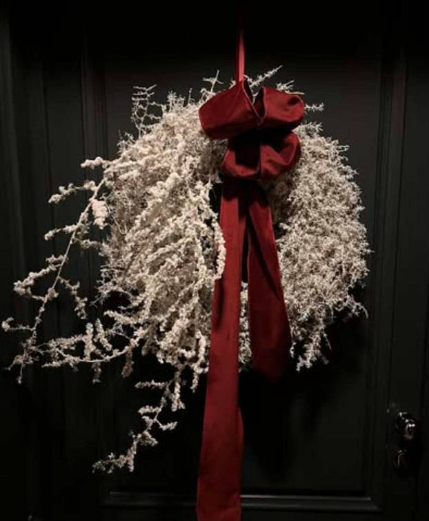 FOTO Domaći kreativci svojim vijencima za vrata stvaraju blagdansku magiju već na ulazu