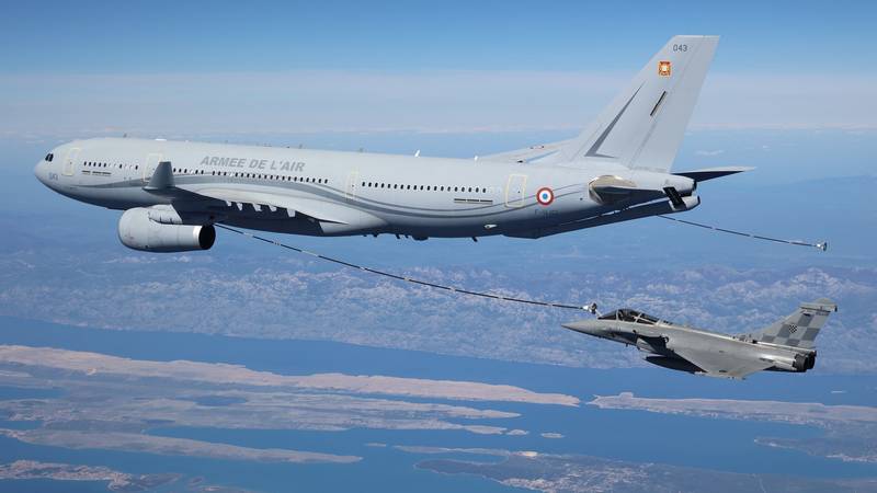 FOTO Rafali iznad Hrvatske: Pogledajte zajedničku akcija hrvatskih i francuskih pilota 12 54487238586 2ea021c22f k 1
