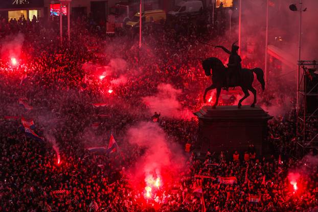 Zagreb: Bakljada na svečanom dočeku hrvatske rukometne reprezentacije
