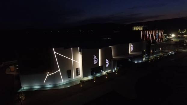 FOTO Samo luksuz! Evo u što ulažu naši nogometaši. Uvijek se traži koji kvadrat viška...