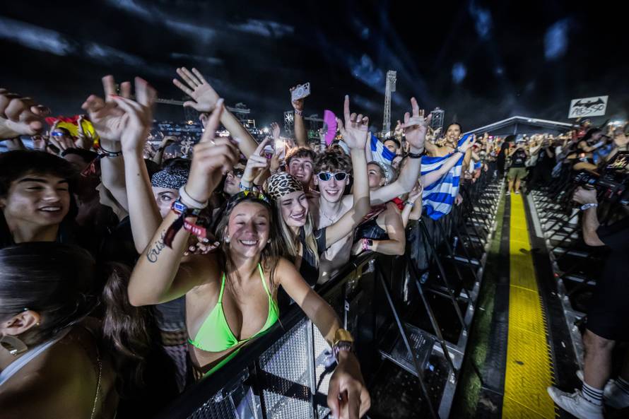 Split - DJ-a Alesso