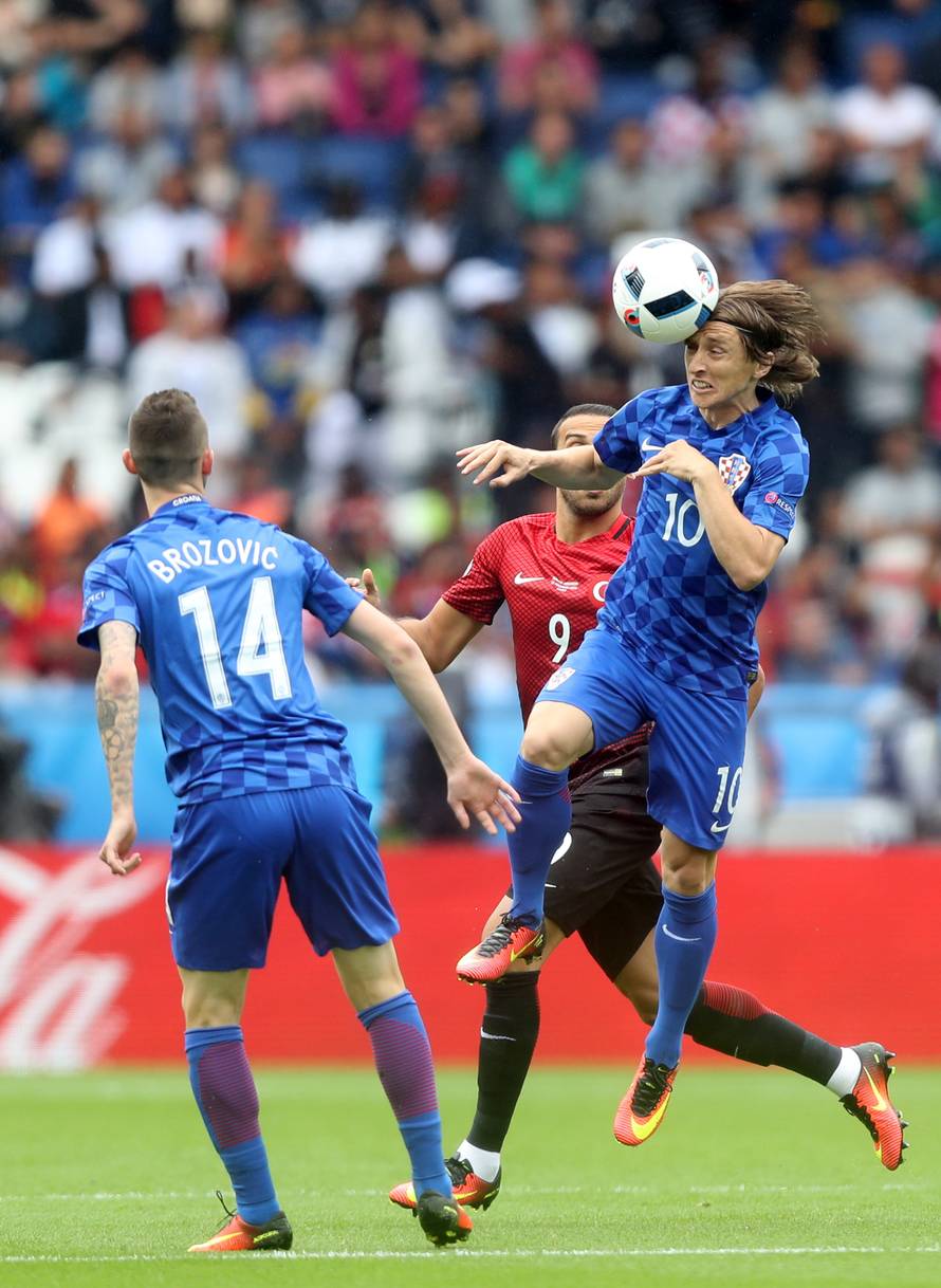 Desetka odigrala za desetku: Modrićeva golčina za pobjedu