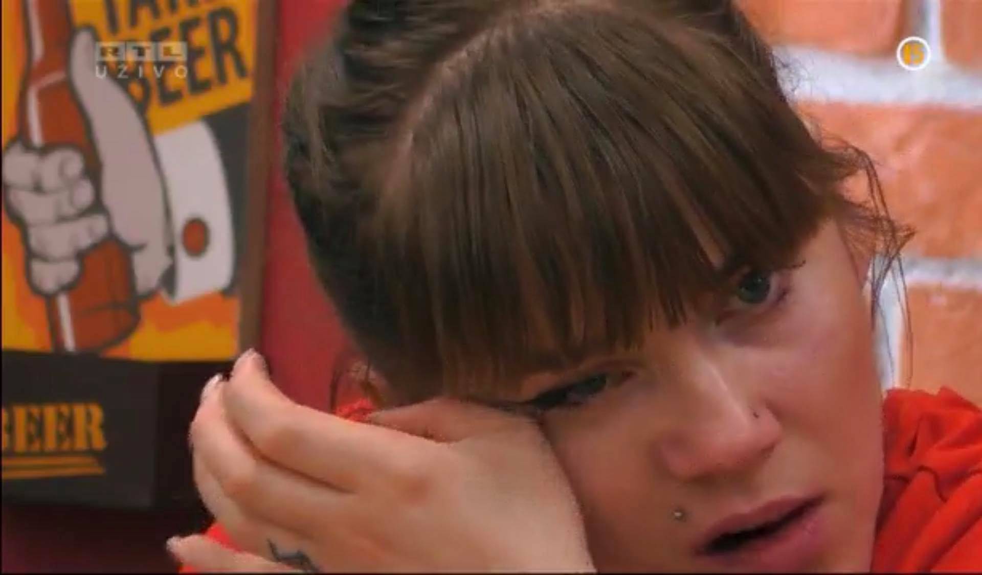 Ana ne može suzdržati suze, Antonio želi napustiti BB kuću