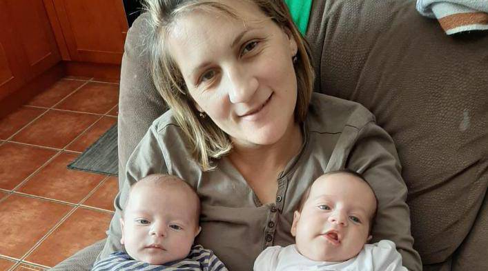 'Rodila sam blizance bez obzira na bolni reumatoidni artritis'
