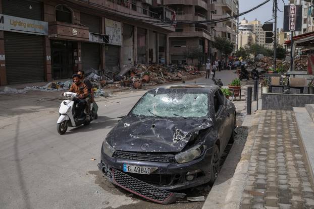 10-day ceasefire between Lebanon and Israel, in Beirut