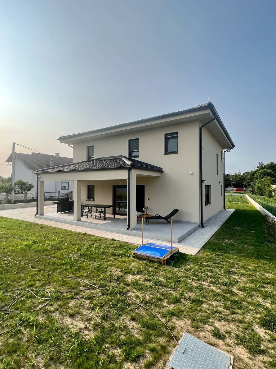 Montažne kuće po mjeri – unikatni domovi za modernog čovjeka