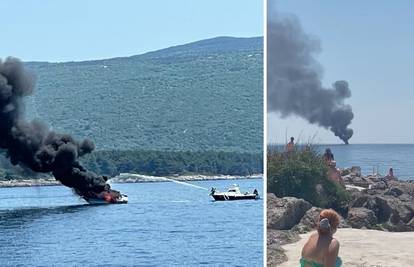 VIDEO Zapalio se gliser na Krku, gust dim iznad plaže Dražica