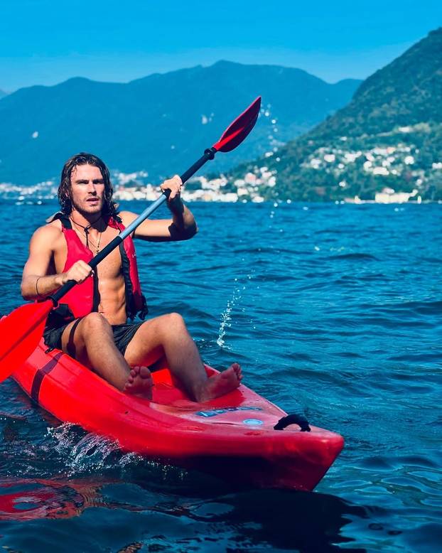 FOTO Sjećate se slatkog dječaka s Kinder čokolade? Matteo je danas uspješni ljepotan...