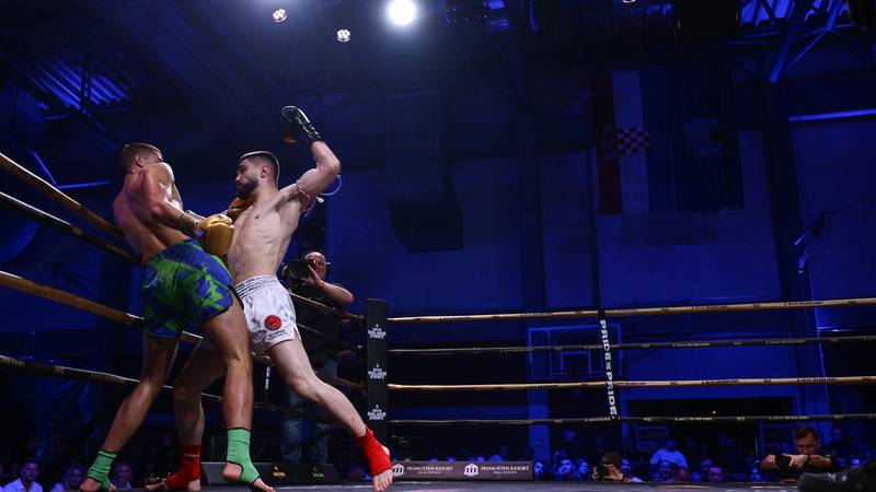 FOTO Bertićev nokaut oduševio Dubravu: Golden Fight priredio spektakl s 14 vatrenih mečeva