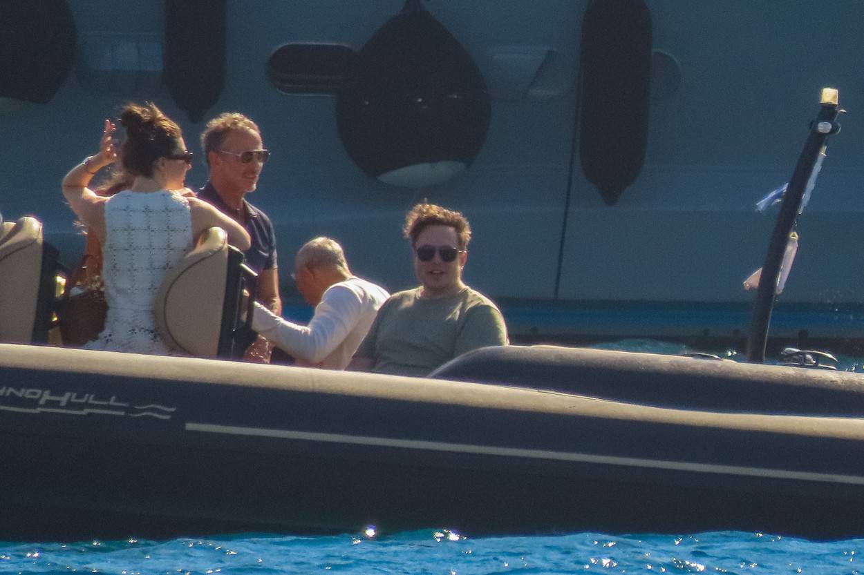 Elon Musk seen with friends on a speedboat in Mykonos, Greece