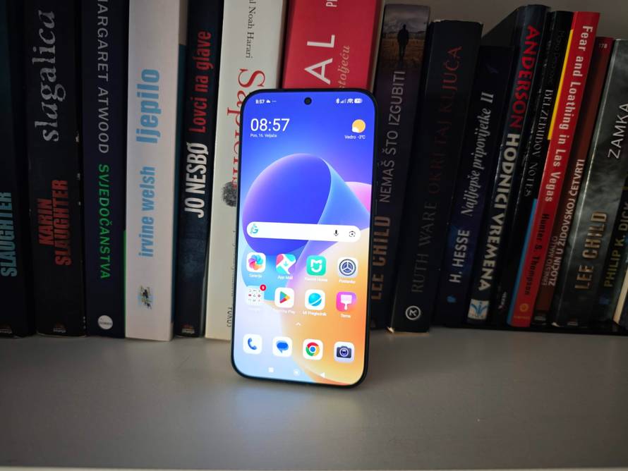 FOTO Isprobali smo Xiaomi 17 Ultra: Fotić koji želi biti telefon