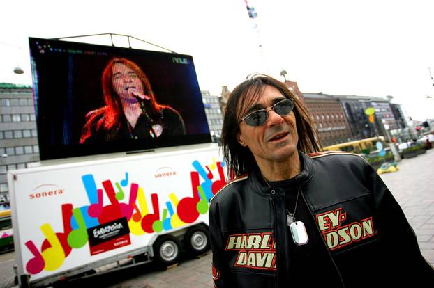 Nova Gradiška: 4.9.1949. ro?en Dado Topi?