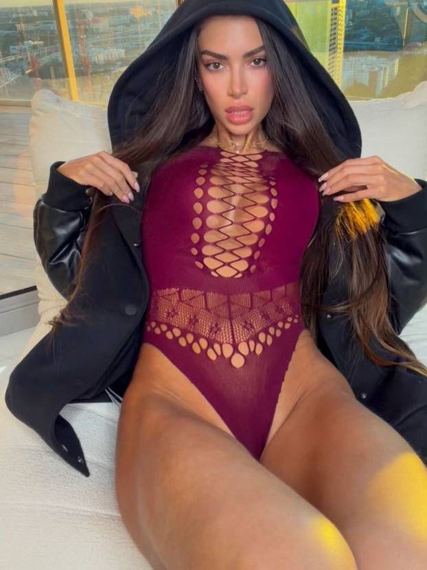 FOTO Ova fitness kraljica obožava nositi mikro bikinije: Vruće fotke otkrivaju i zašto