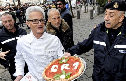 Real Madrid stigao u Napulj: Pizza dobrodošlice za Ronalda
