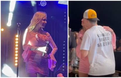 Jelena Rozga poljubila fana iz publike: 'Što će ti buduća reći?'
