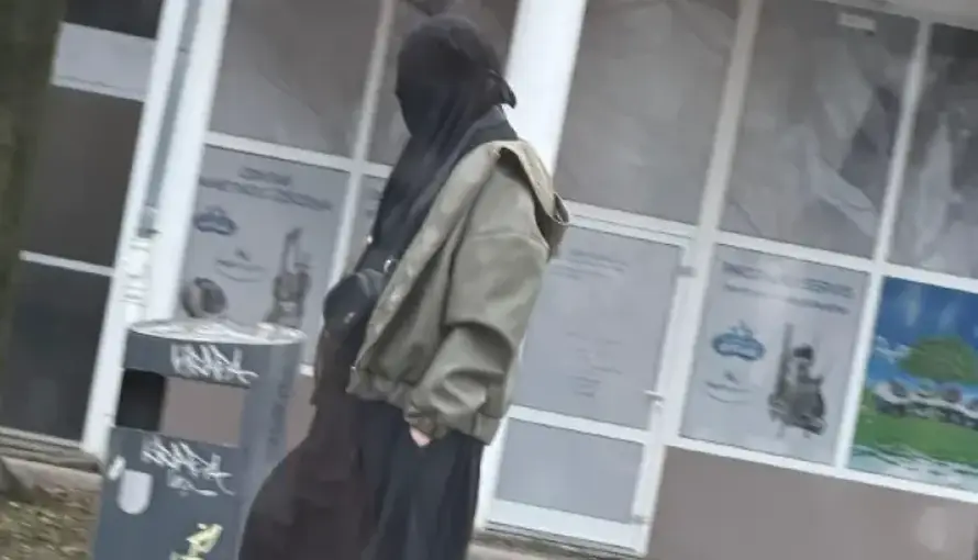 Misteriozna žena sije strah po Zagrebu. Policija intervenirala