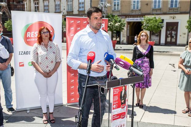 Osijek: Članovi RESTART koalicije družili se s građanima u 4. izbornoj jedinici