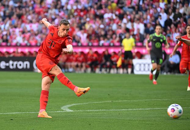 Bundesliga - Bayern Munich v VfL Wolfsburg