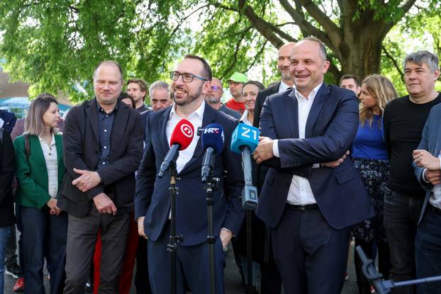 Zagreb:  Možemo! i SDP predali potpise   za kandidaturu Tomislava Tomaševića