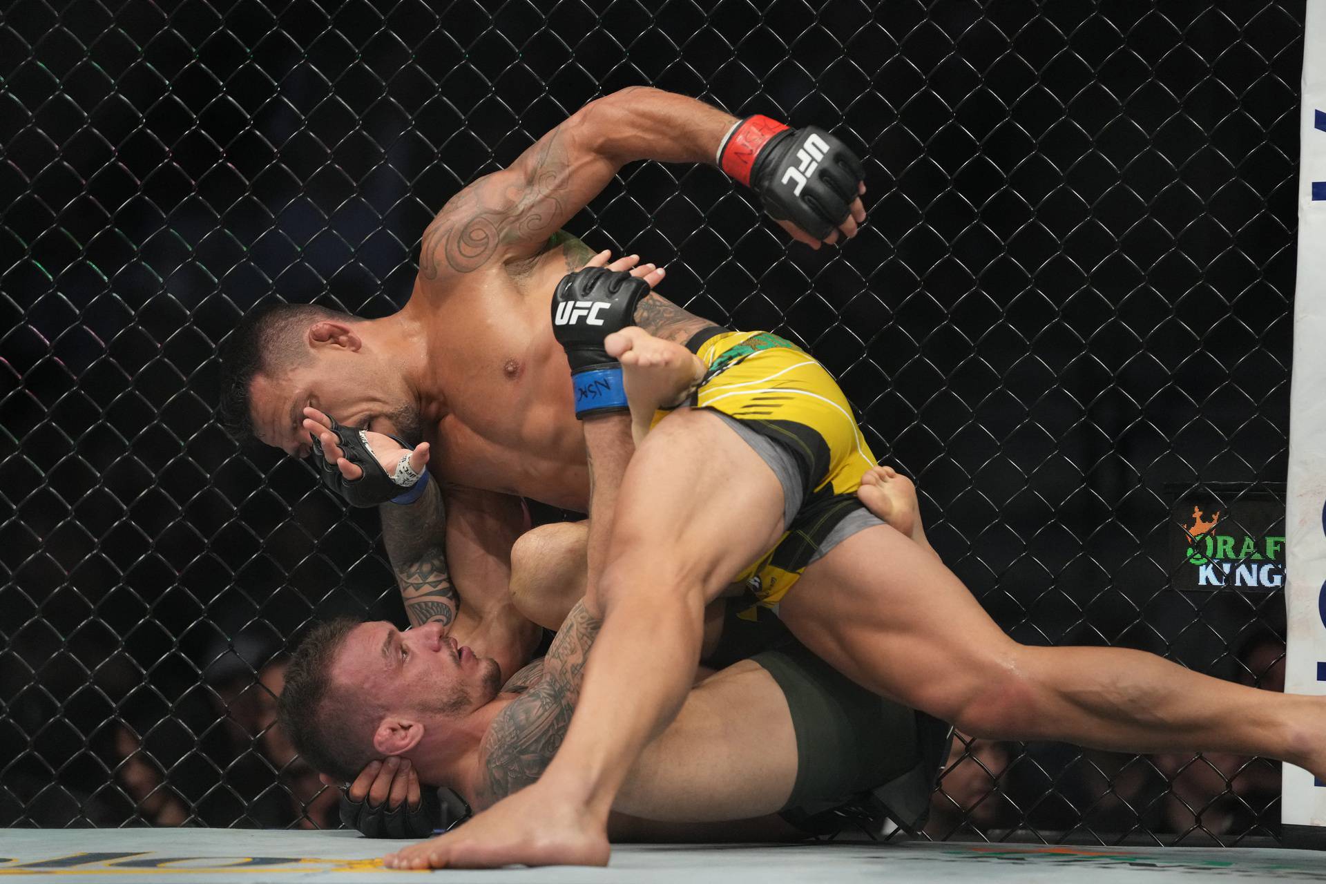 MMA: UFC 272 - Dos Anjos vs Moicano