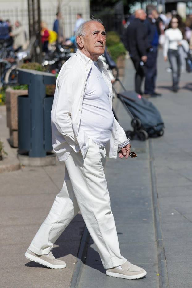 Zagreb: Nenad Porges prošetao centrom grada