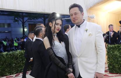 Elon Musk i Grimes promijenili su ime svog djeteta - ali malo