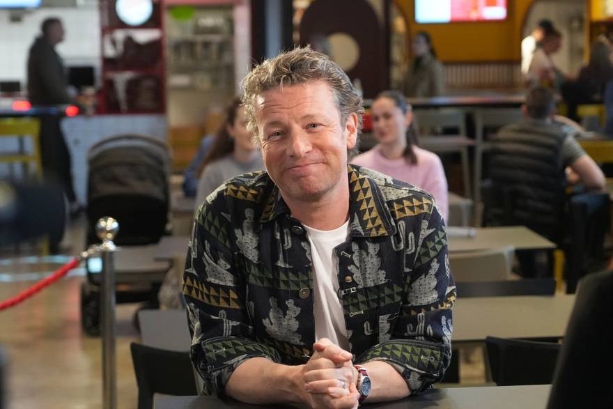 Jamie Oliver posjetio je Beograd: Dru&zcaron;io se s fanovima i kuhao, evo kako je to izgledalo